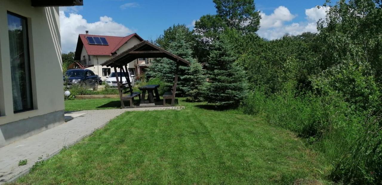 Cabana 7 Brazi Poiana Mărului Exteriör bild