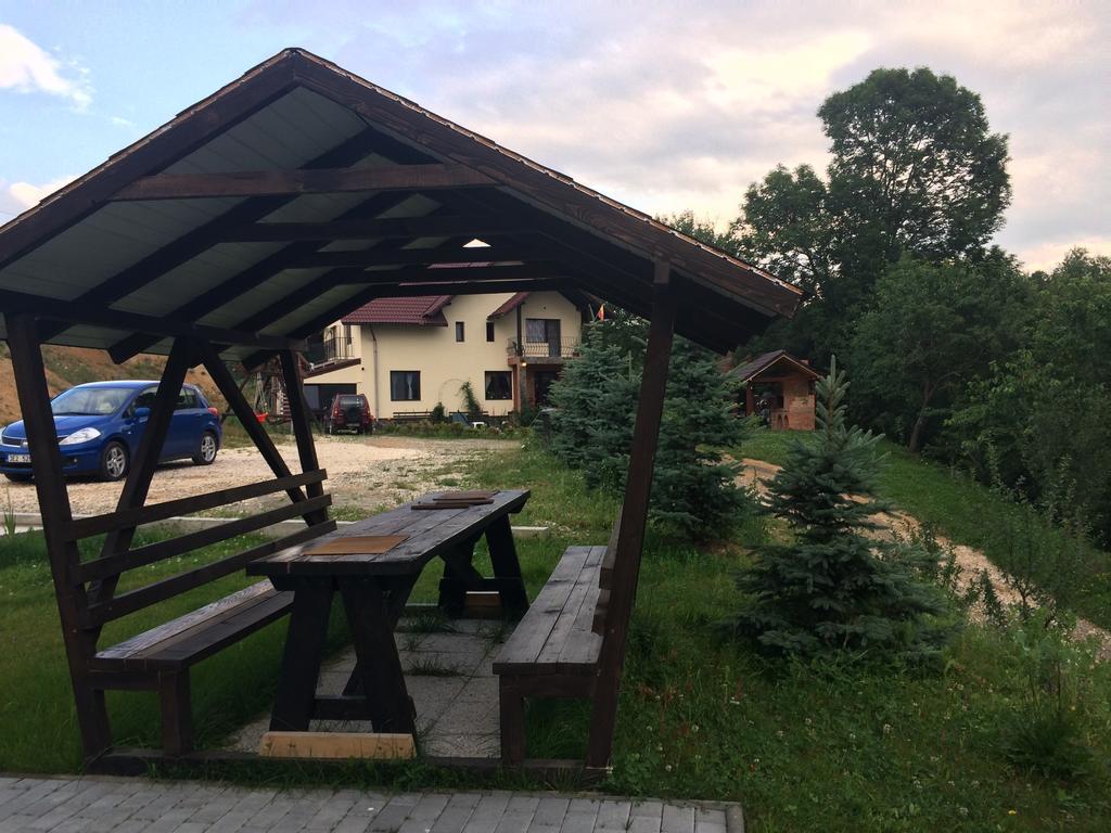 Cabana 7 Brazi Poiana Mărului Exteriör bild