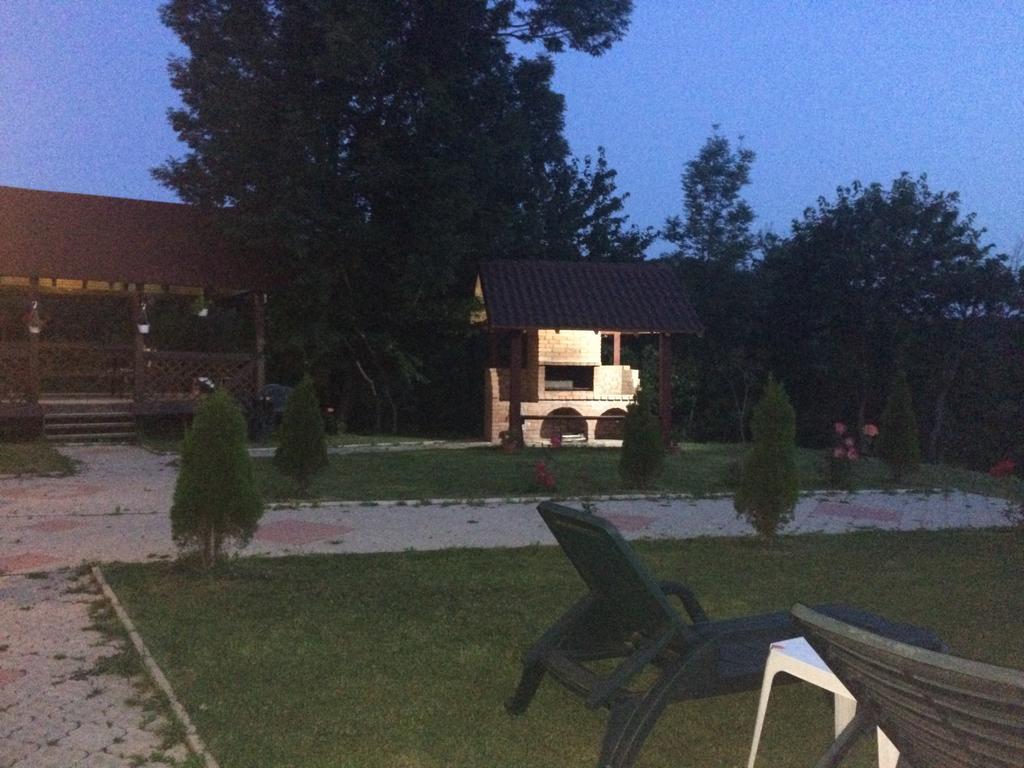 Cabana 7 Brazi Poiana Mărului Exteriör bild